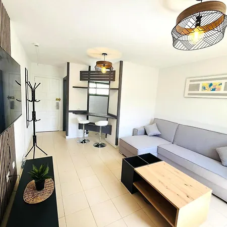 Apartamento Silent With Cozy Terrace And Ocean View