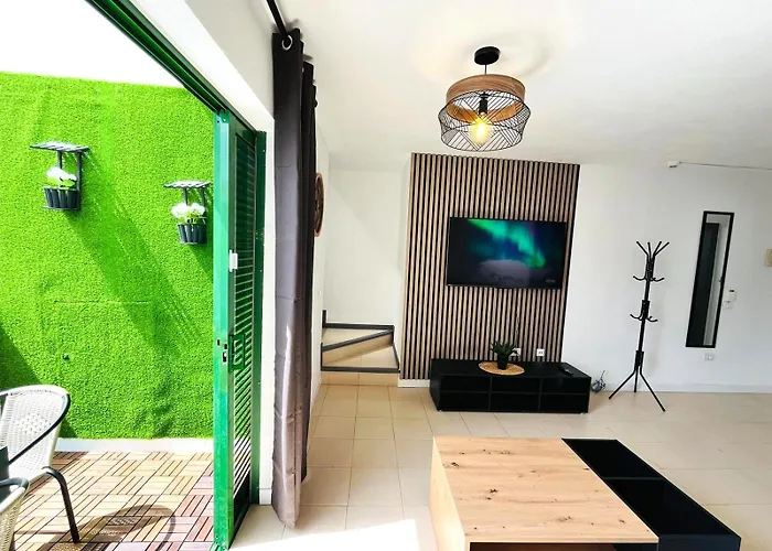 Silent With Cozy Terrace And Ocean View Arona (Tenerife)